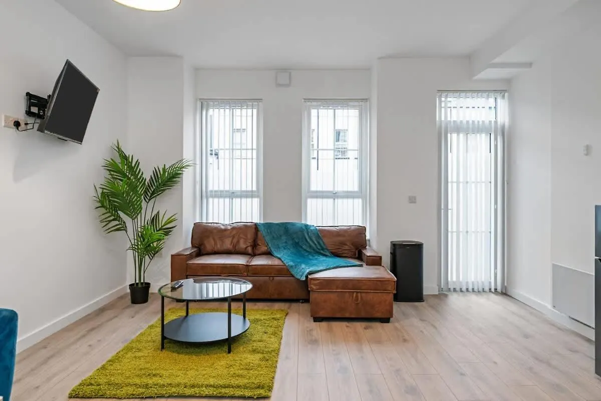 펜션 Airy And Modern 1 Bedroom Apartment Walk To Centre 벨파스트
